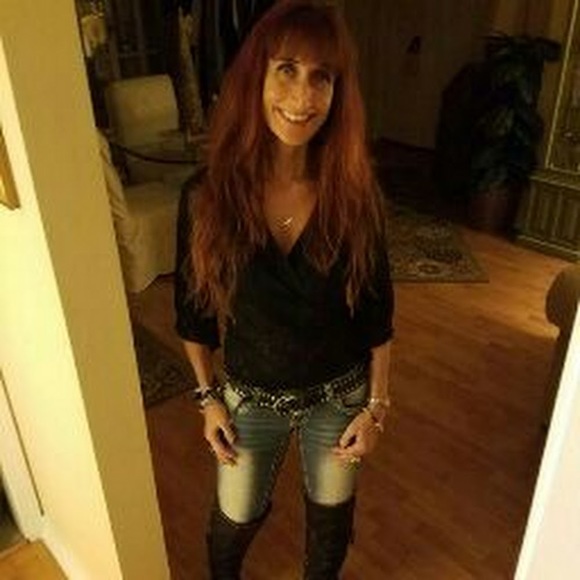 Meet your Posher, Randee - Picture 1 of 1